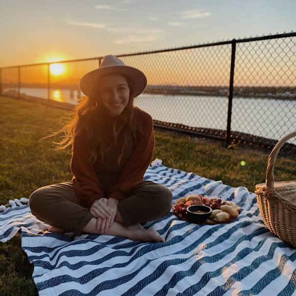 chloe_wolleson
